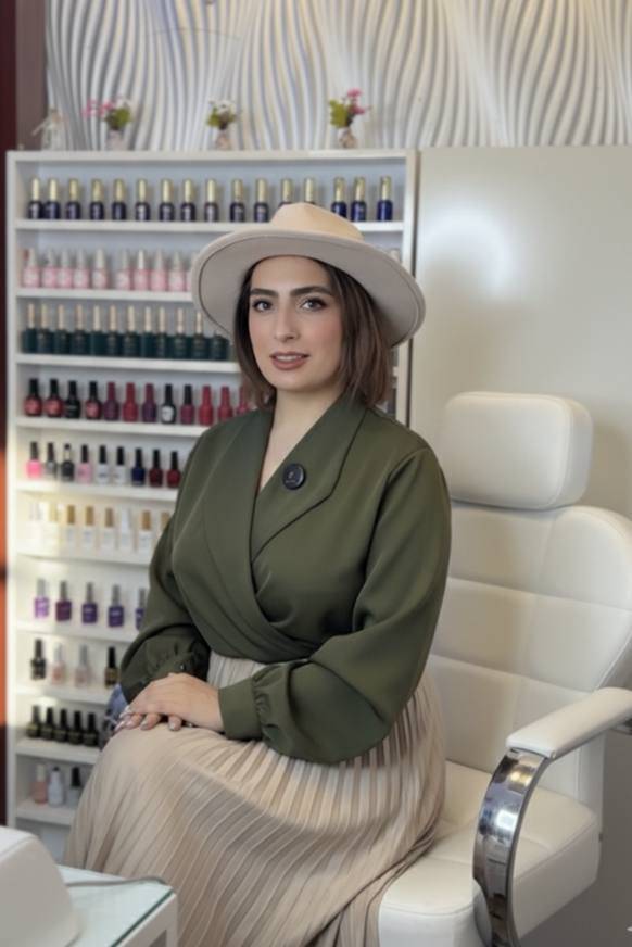 آکادمی و سالن زیبایی در پیروزی