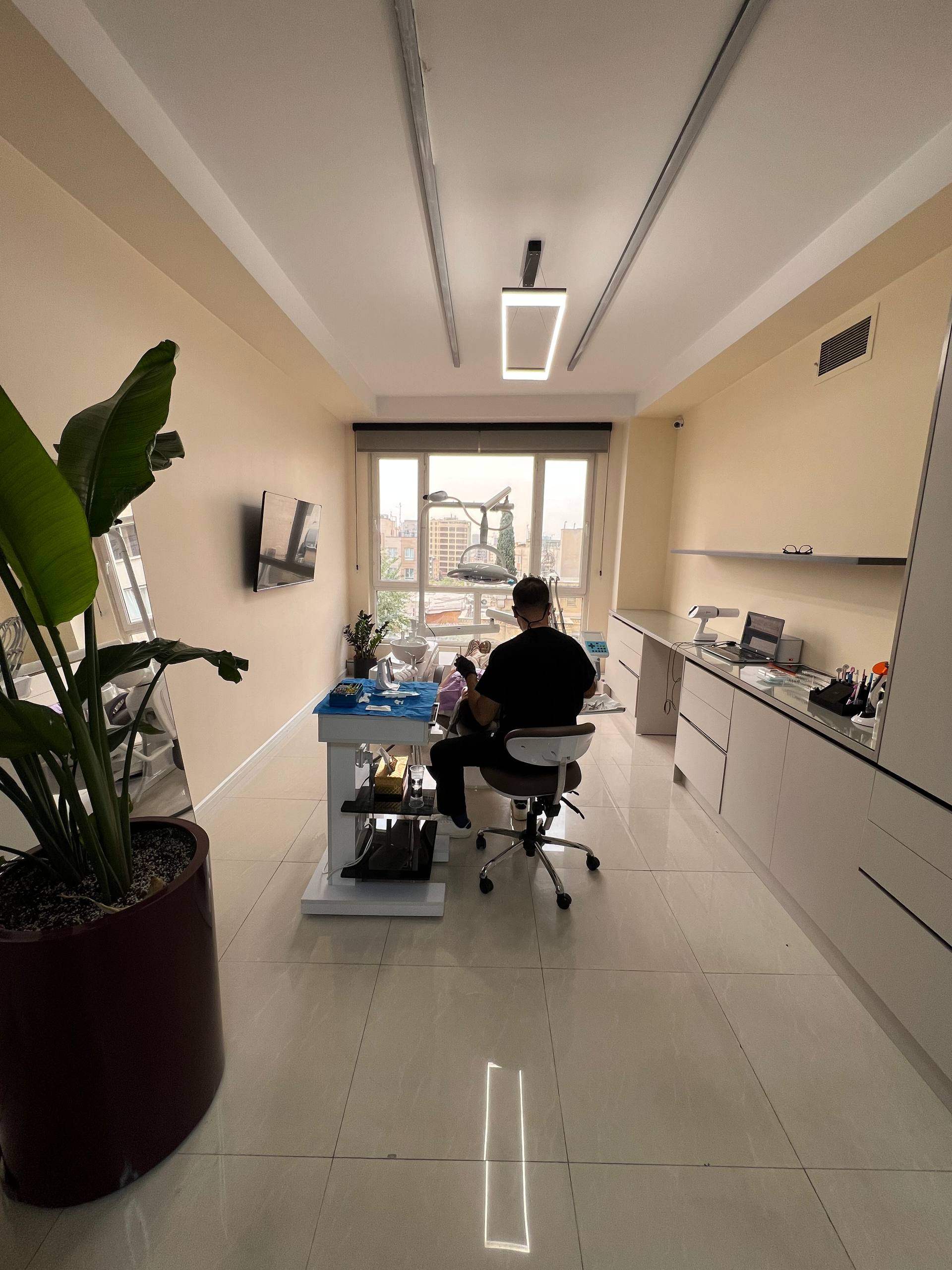 دندانپزشکی در ونک ، خيابان سئول 